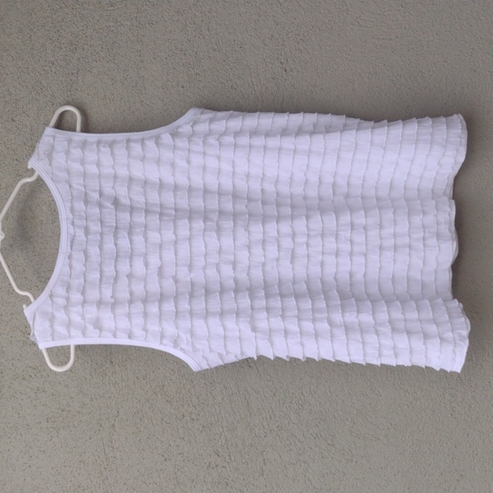 Travel Elements White Ruffled Tank Top L - Picture 2 of 7